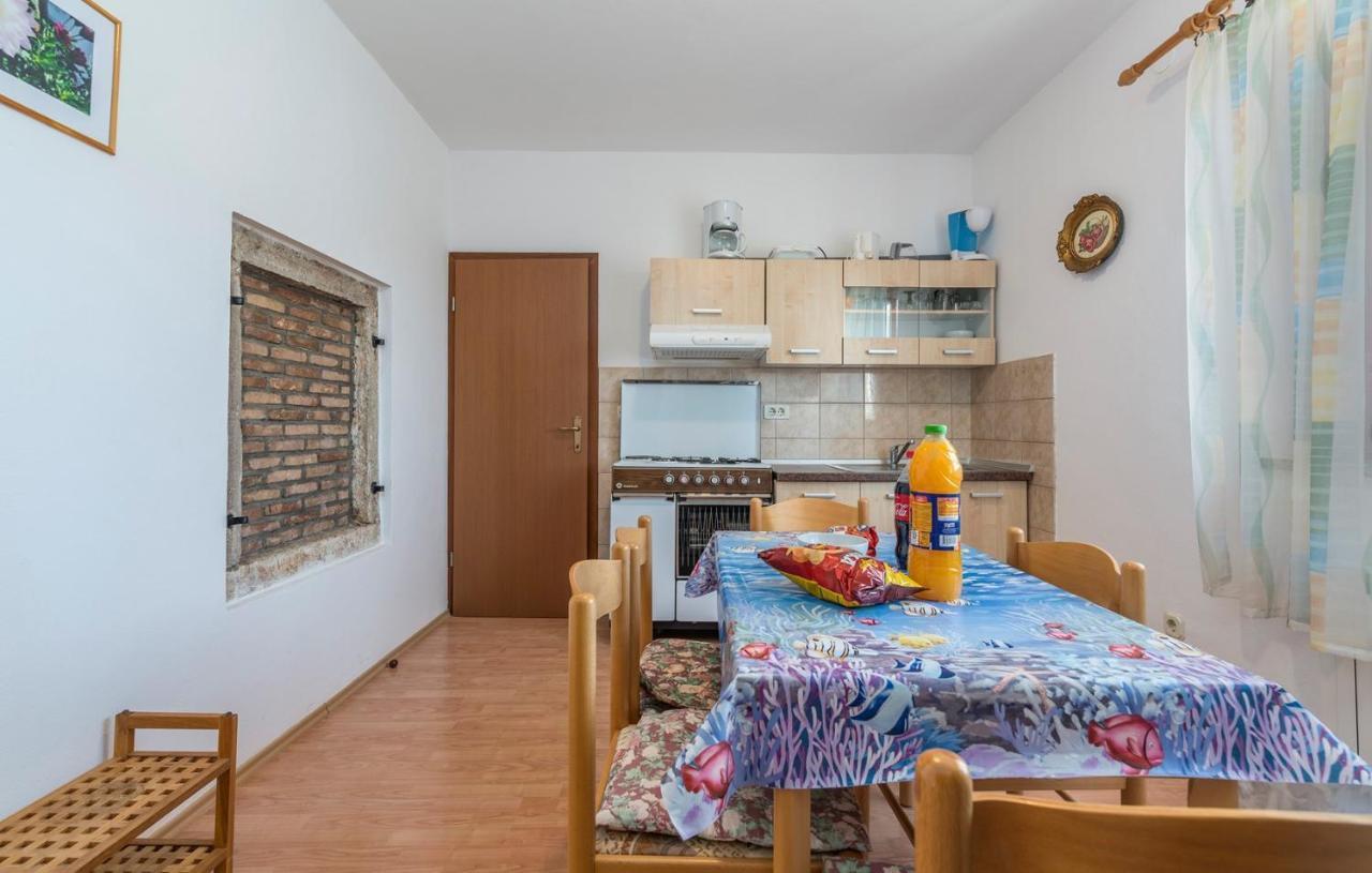 Apartments Ulika Červar-Porat Buitenkant foto