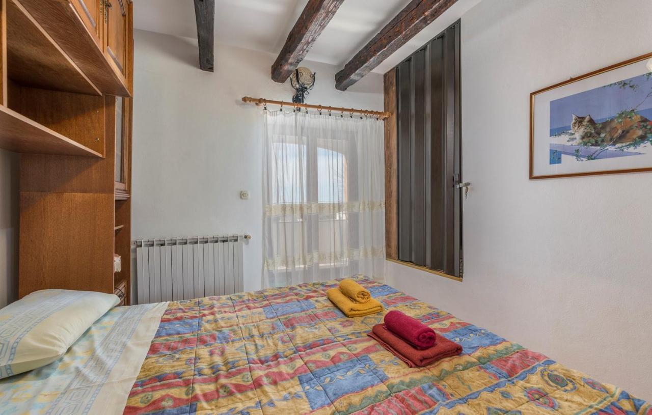 Apartments Ulika Červar-Porat Buitenkant foto